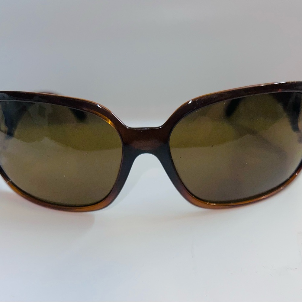 Chanel brown and gold sunglasses - Picture 2 of 10